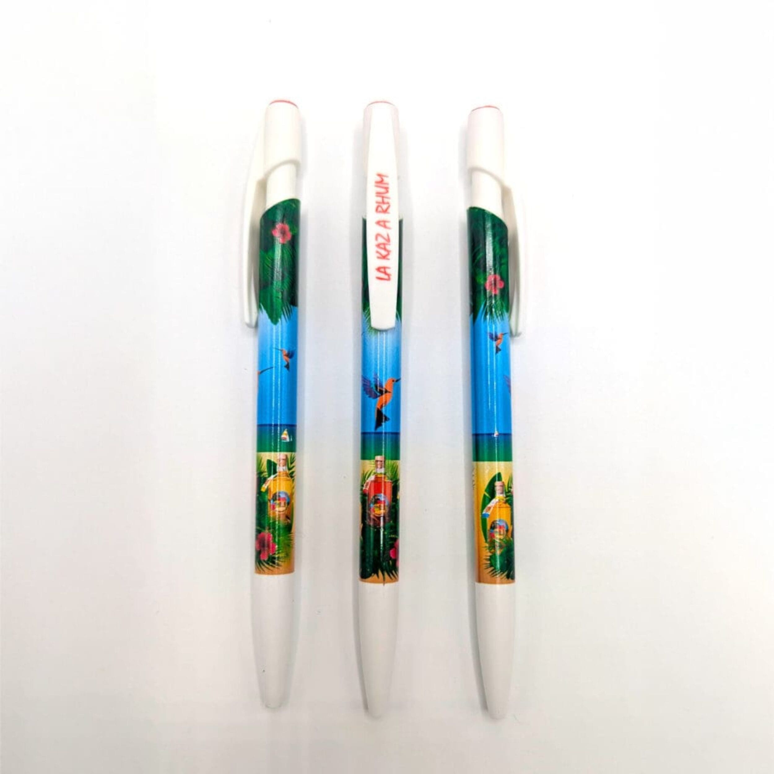 Stylos personnalisés La Kaz à Rhum avec design tropical et logo coloré