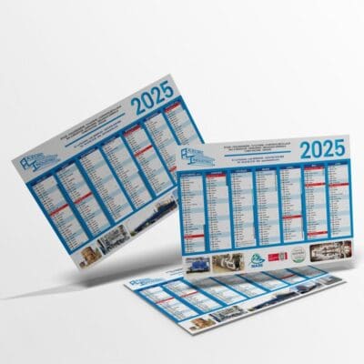 Calendriers annuels 2025 imprimés avec le logo "Azur Industries" et illustrés de photos industrielles.