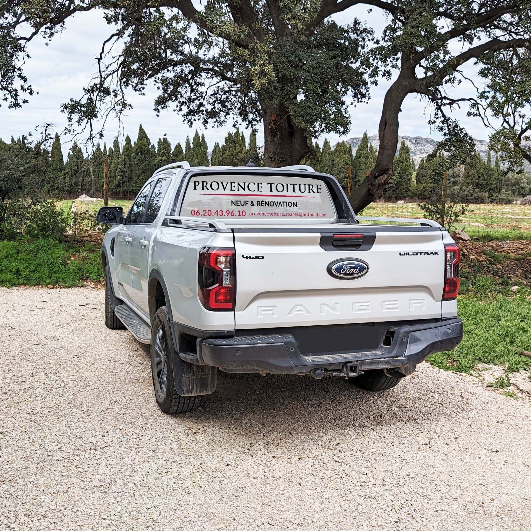 voiture Provence toiture